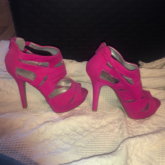 Deb Shoes - ♦️ 3 for $25 ♦️ Pink heels